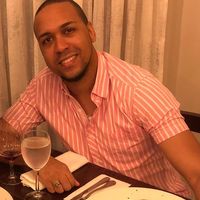 Perfil de Cesar Cisnero